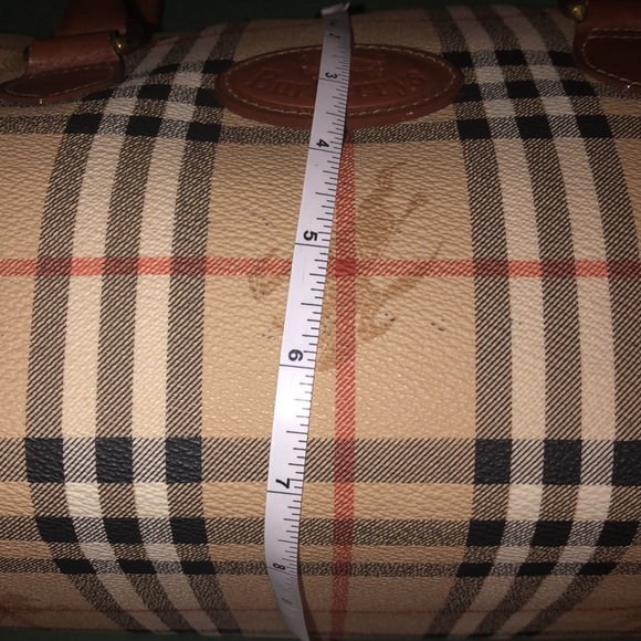 Burberry - Picture 15 of 15